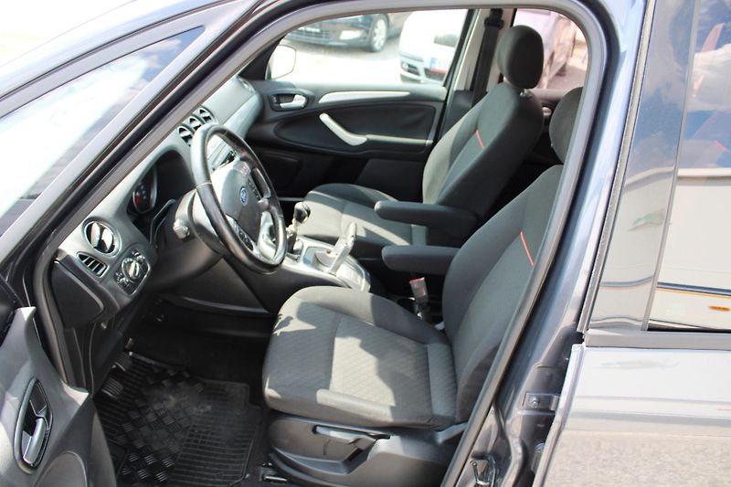 Ford Galaxy (2009) 2,0TDCI KLIMA EL.OKNA TEMPOMAT - fotka 9 z 16