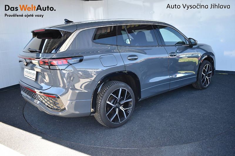 Volkswagen Tayron (2025) 2.0TDI 142kW DSG 4x4, LED, taž - fotka 2 z 22