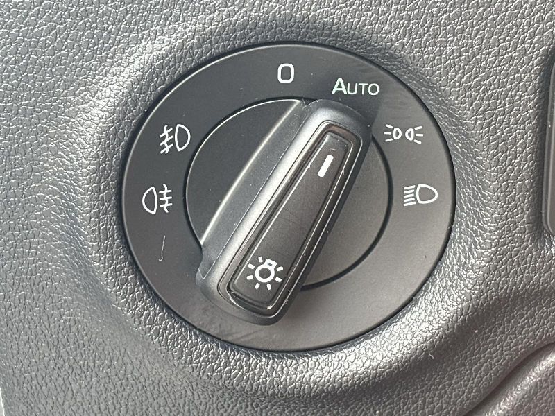 Škoda Fabia (2023) 1.0 TSI Ambition + - fotka 14 z 27