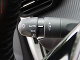 Peugeot 2008 (2021) 1.2PT, Allure - náhled 12