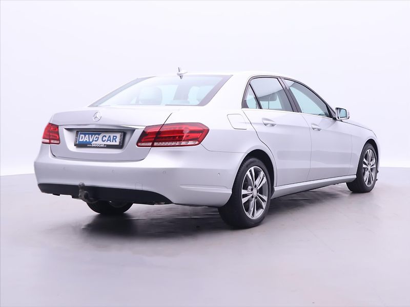 Mercedes-Benz Třídy E 3,5 E 400 Serv.kniha LED - fotka 7 z 37