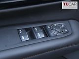 Chevrolet Tahoe High Country 6,2 V8 - náhled 20