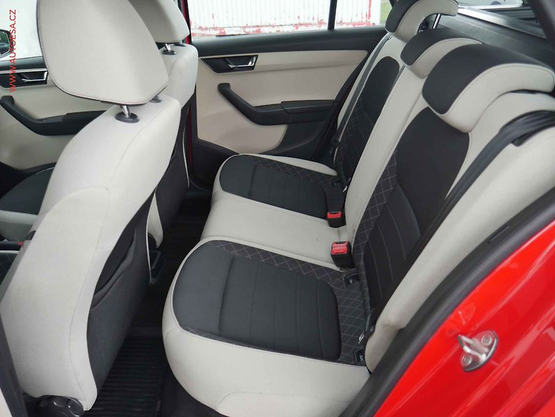 Škoda Fabia (2016) 1.2TSi, 1.maj,ČR, Style - fotka 10 z 15