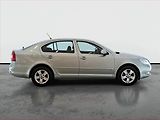 Škoda Octavia (2012) Ambition 1.2 TSI, Tempomat - náhled 6