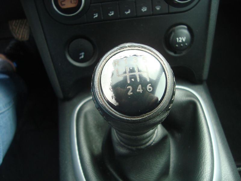 Nissan Qashqai (2007) 2,0  - fotka 15 z 15