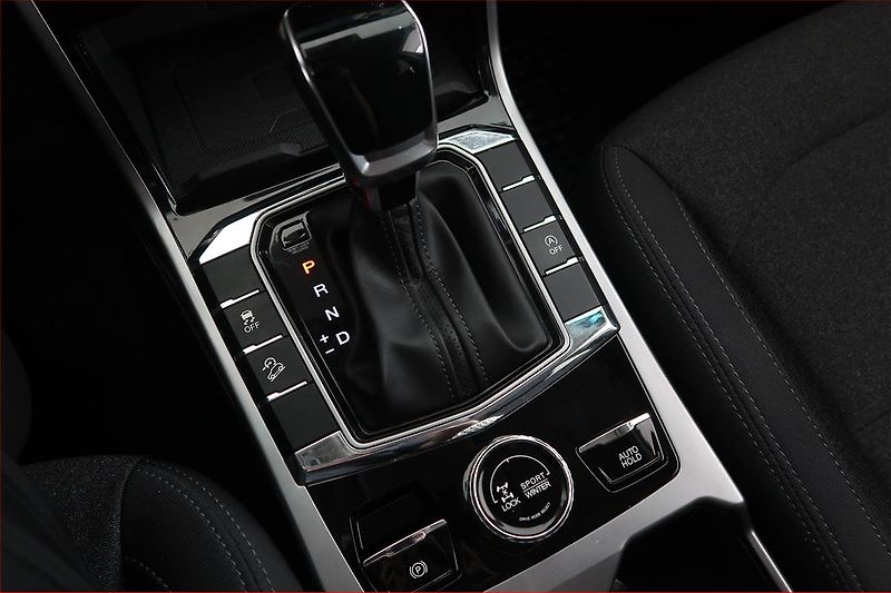 SsangYong Korando (2024) 1.5 T-GDI - fotka 12 z 19
