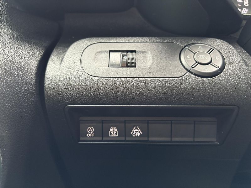 Citroën Berlingo XTR 1.5 BlueHDi 96 kW - fotka 22 z 31
