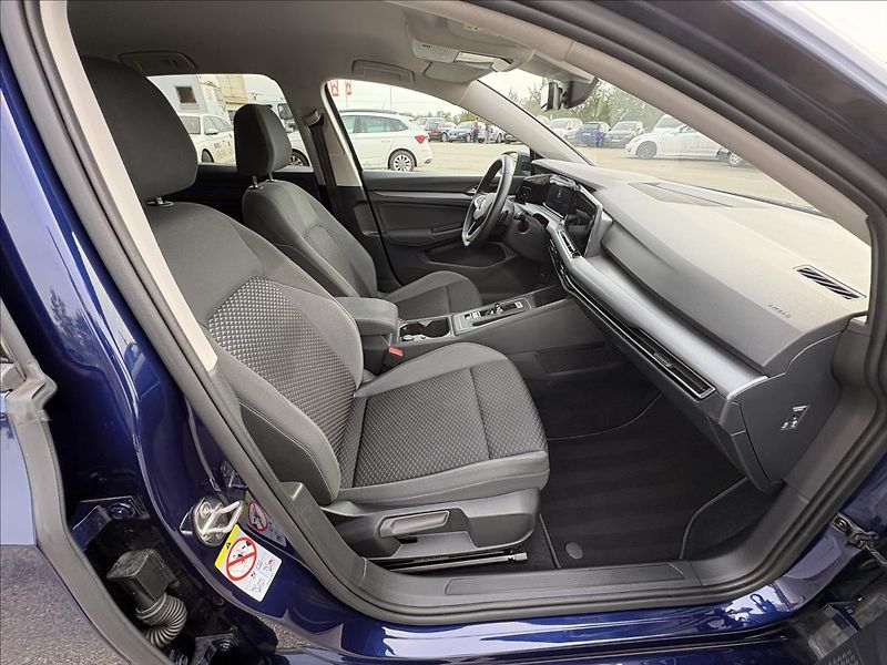 Volkswagen Golf 2,0 TDi 85kW,Led,Kamer,ACC,Nav - fotka 36 z 46