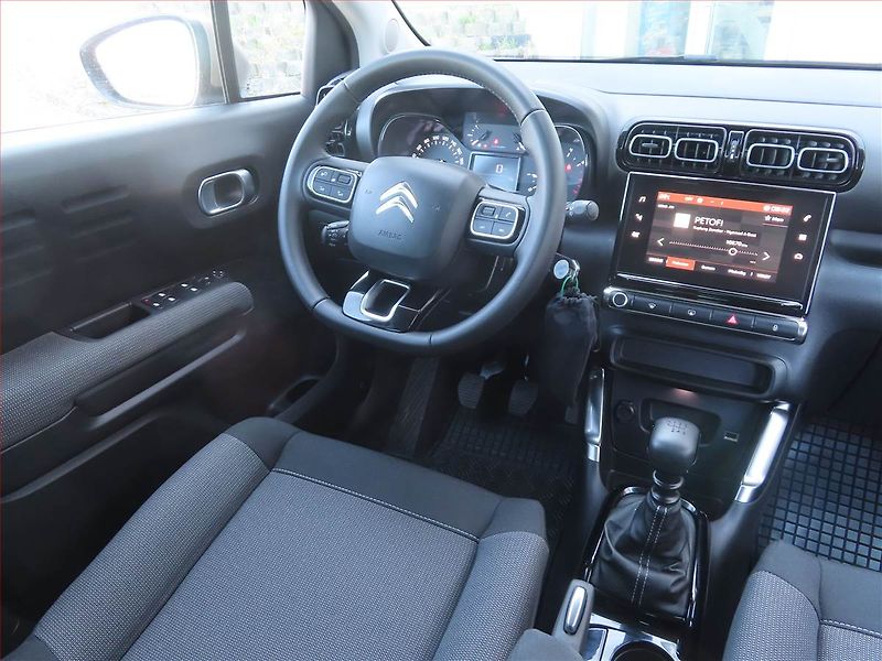 Citroën C3 Aircross (2023) C-Series 1.2 PureTech - fotka 7 z 19