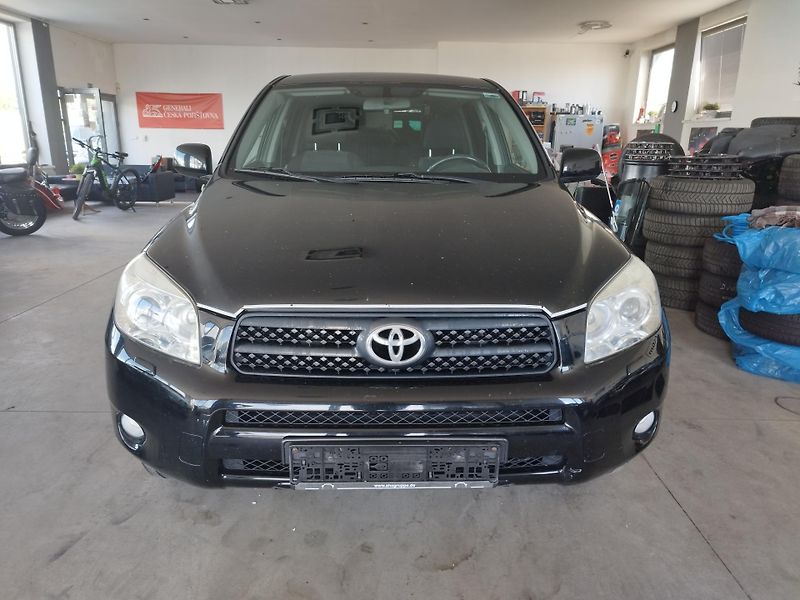 Toyota RAV4 (2007) 2,0I,112KW,4X4,ALU,TAŽNÝ - fotka 2 z 31