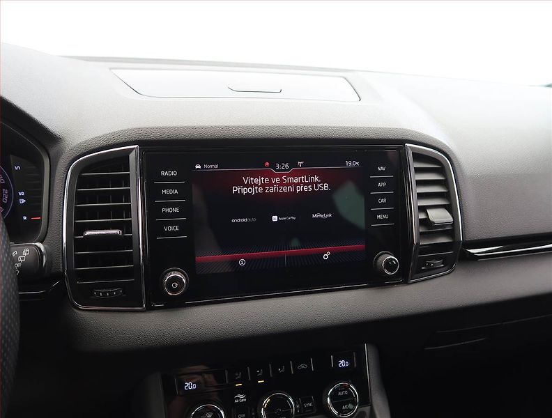 Škoda Karoq (2020) Sportline 1.5 TSI, digi klima - fotka 16 z 25