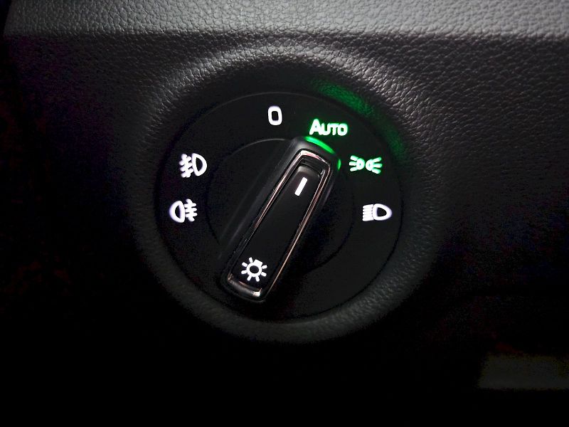 Škoda Scala (2023) 1.0TSi 81kW STYLE PLUS - fotka 28 z 32