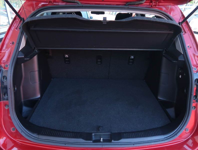 Suzuki SX4 S-Cross (2021) Comfort 1.4 BoosterJet, 4X4 - fotka 14 z 17