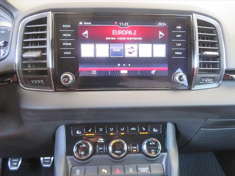 Škoda Karoq (2019) Sportline 1.5 TSI - fotka 12 z 18
