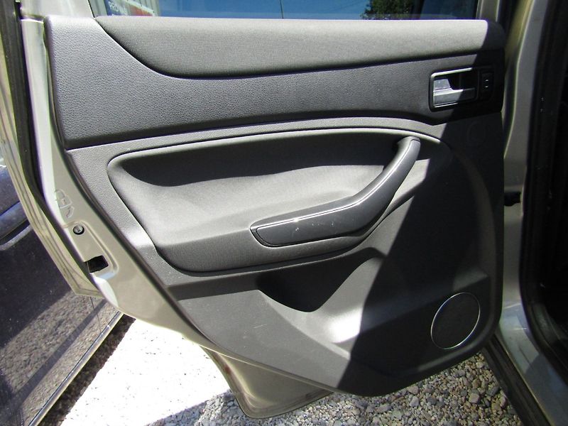 Ford Kuga (2009) 2.0 TDCi 100kW - fotka 20 z 36