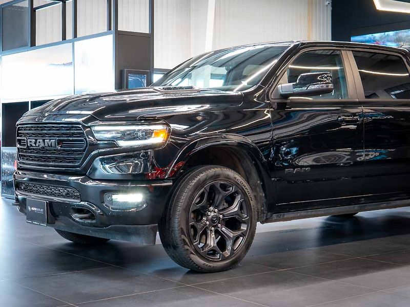 Dodge RAM (2024) 5.7 Limited Night Edition - fotka 12 z 47