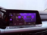 Volkswagen Golf 1.5 TSi Life, ČR, 1.Maj - náhled 22