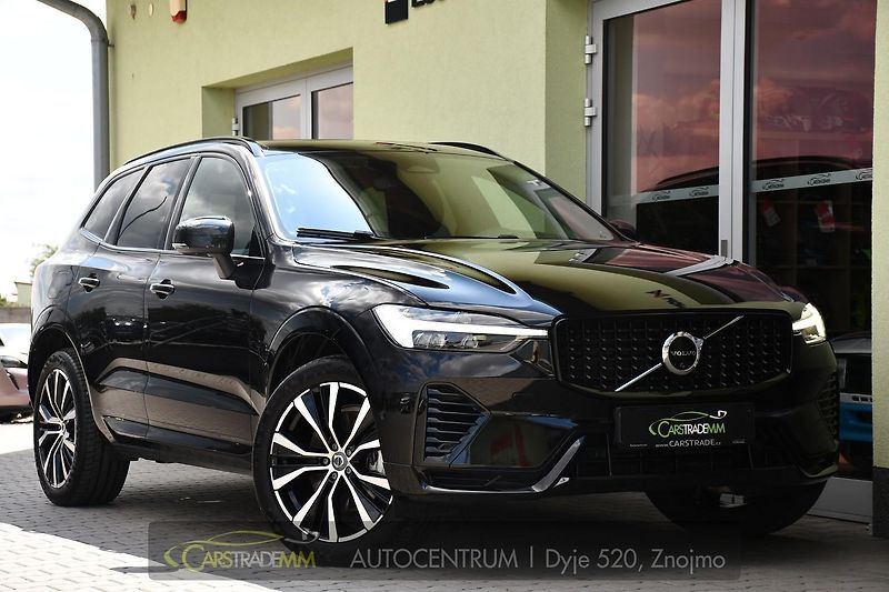Volvo XC60 2.0T8 R-Desing RECHARGE - fotka 7 z 54