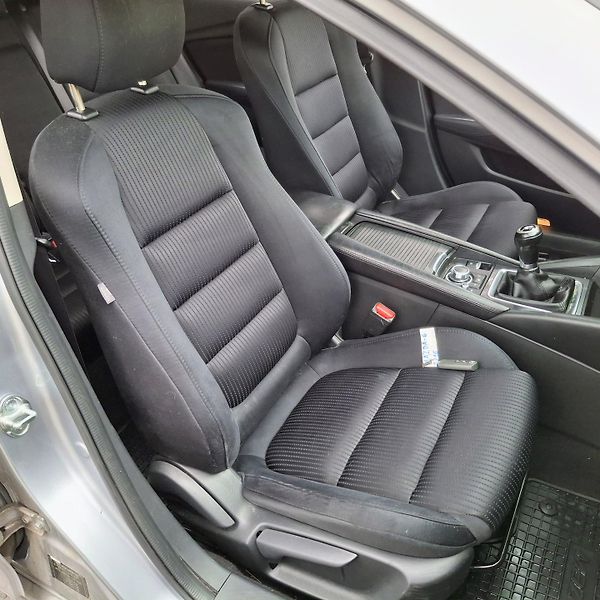 Mazda 6 2.0 121 KW Facelit 1. majitel - fotka 35 z 46