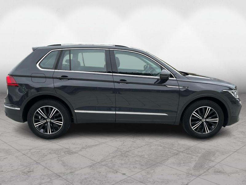 Volkswagen Tiguan 2,0 TDI 110 kW Business Premiu - fotka 8 z 28