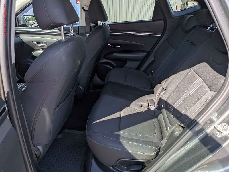 Hyundai Tucson (2021) 1.6CRDi 4x4, 1.maj,ČR, AC - fotka 10 z 13
