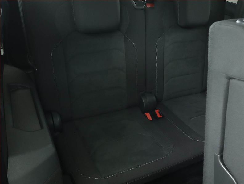 Volkswagen Tiguan Allspace (2022) 2.0 TDI - fotka 17 z 19
