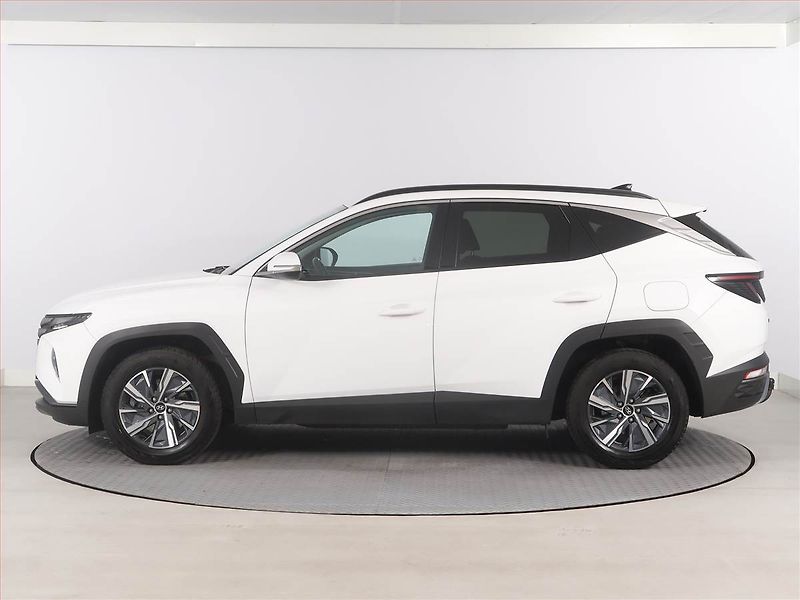 Hyundai Tucson (2021) 1.6 T-GDI - fotka 3 z 17