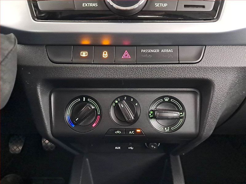 Škoda Fabia (2015) 1.4 TDI, ČR,1.maj - fotka 14 z 16
