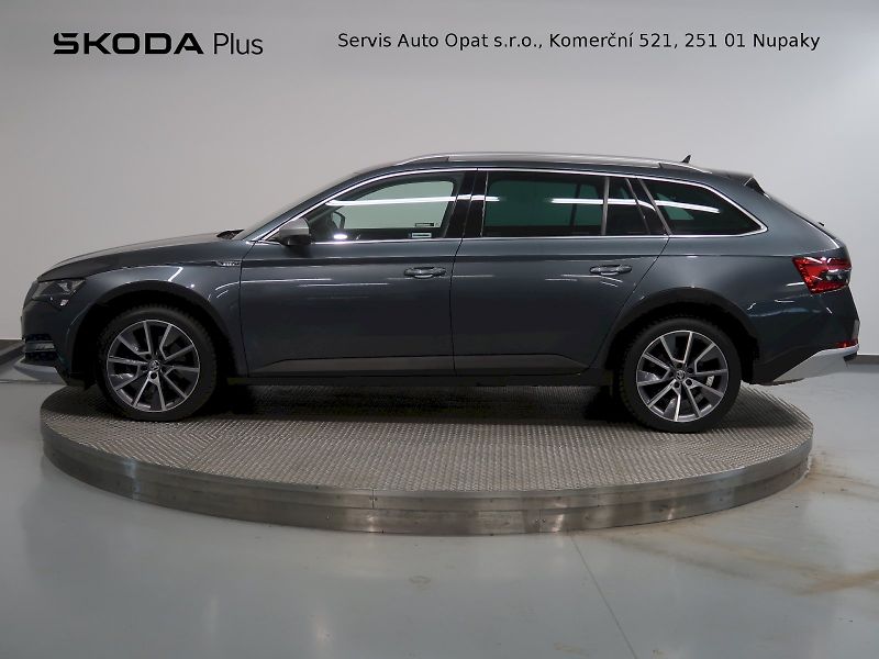 Škoda Superb (2021) SCOUT 2.0TDI 147KW DSG 4x4 - fotka 3 z 39