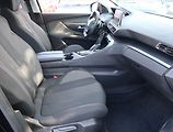Peugeot 5008 (2020) PureTech 130, Automat, 7 míst - náhled 9