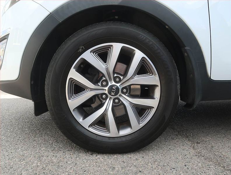 Kia Sportage (2015) 2.0 CRDi, 4X4, Automat - fotka 15 z 18