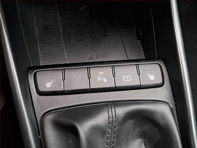 Hyundai Bayon (2022) Style 1.2 i, ČR,1.maj - fotka 21 z 21