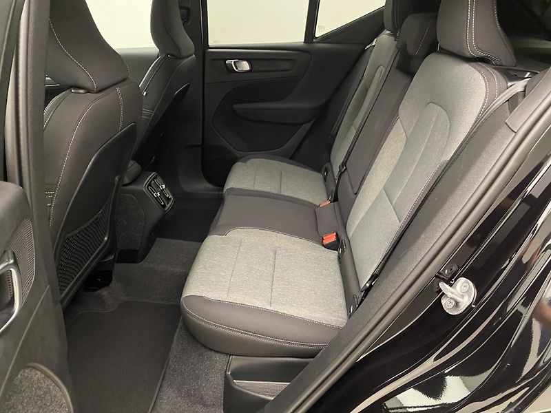 Volvo XC40 B3 CORE AUT CZ 1.maj. - fotka 5 z 51