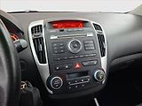 Kia Ceed (2012) 1.4 CVVT, Tempomat - náhled 12