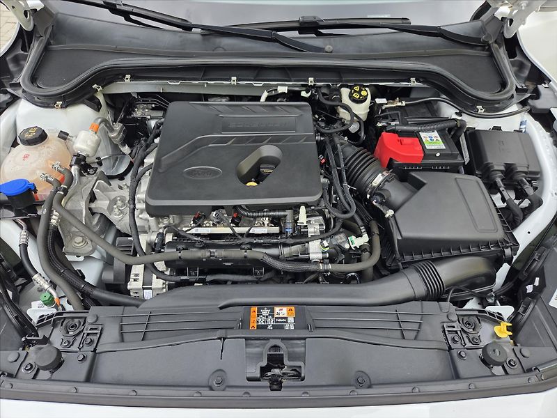 Ford Focus 1,5 EcoBoost 110kW AT Titanium - fotka 19 z 22