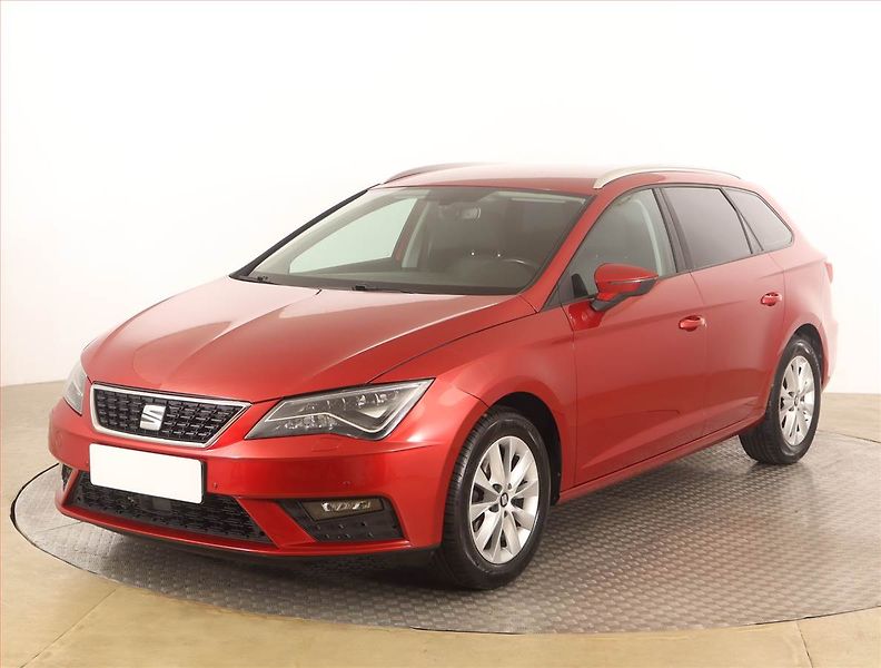 Seat Leon (2019) Style 1.0 TSI, Tempomat - fotka 2 z 16
