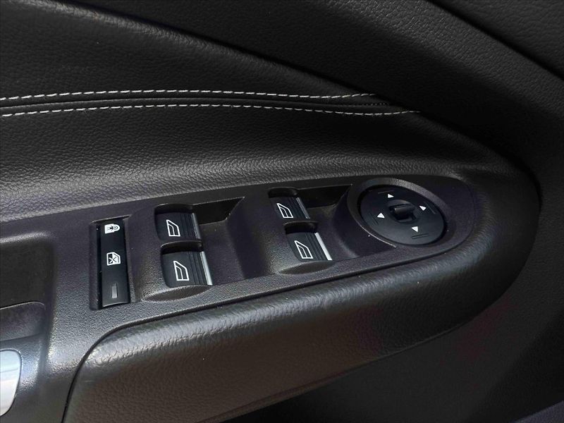 Ford C-MAX 1,5 Duratorq TDCi  Titanium Co - fotka 12 z 17