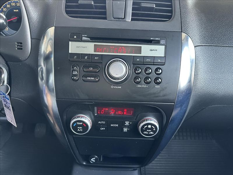 Fiat Sedici 1,6 4x4 KLIMA - fotka 16 z 21