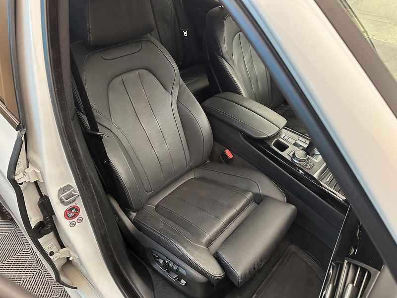 BMW X5 (2017) M50I X-Drive CZ Softclose - fotka 15 z 26