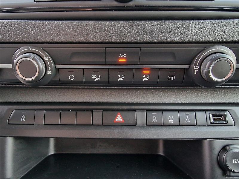 Toyota ProAce Verso 1.5 D-4D 8-míst,ČR,1.Majitel - fotka 28 z 46