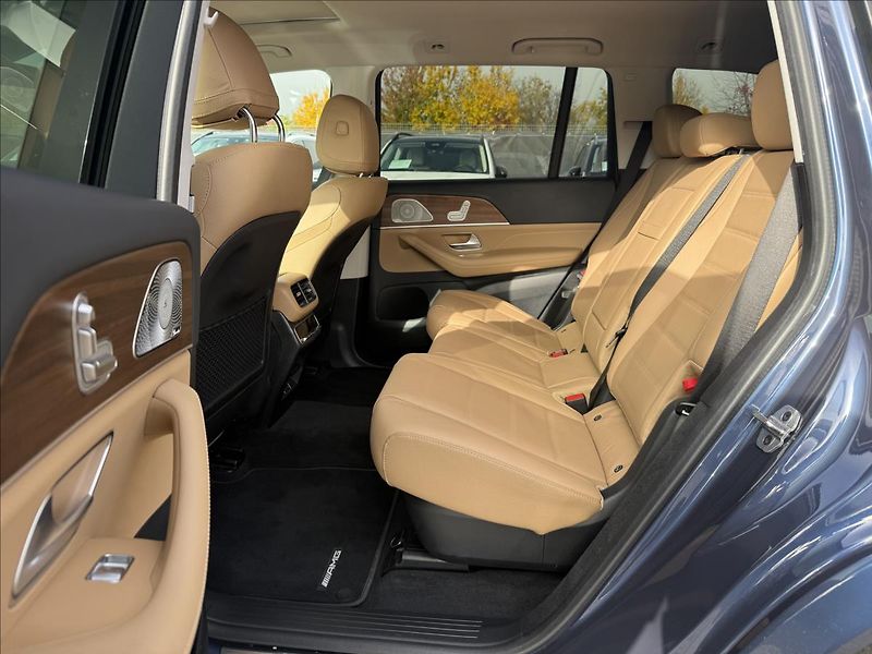 Mercedes-Benz GLS 450 4MATIC AMG linie - fotka 11 z 13