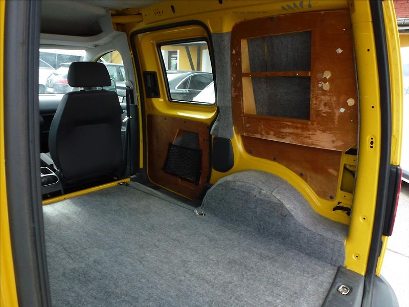 Volkswagen Caddy 2,0 TDI Nová spojka,Nové pneu - fotka 24 z 50