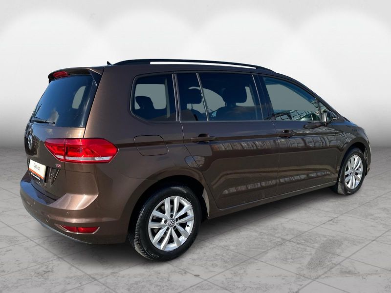 Volkswagen Touran 1.6 TDI Comfortline 7 míst - fotka 6 z 21