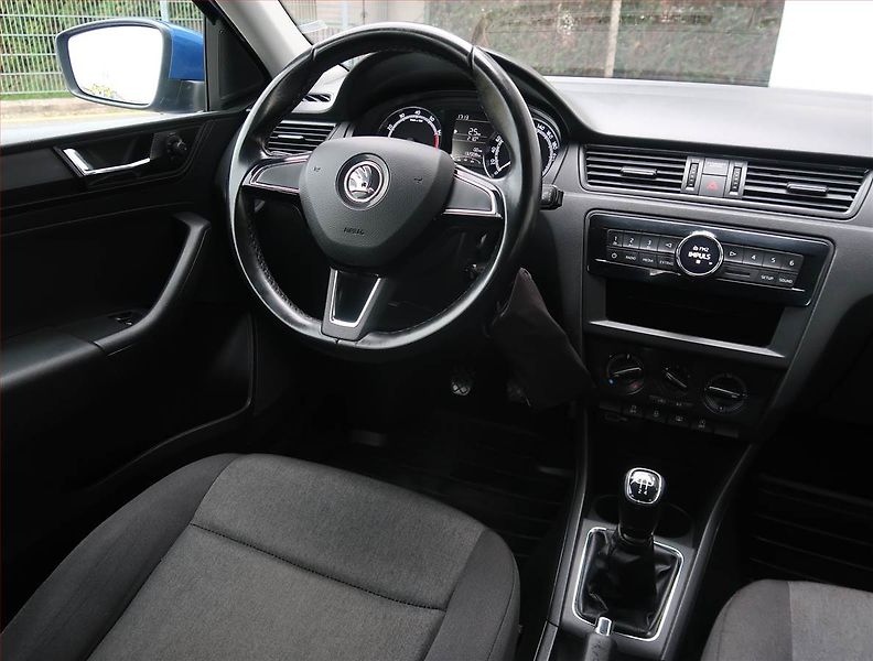 Škoda Rapid (2018) 1.0 TSI - fotka 7 z 14