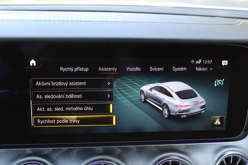 Mercedes-Benz AMG GT 53 4MATIC+ 4D 320kW DPH - fotka 32 z 49