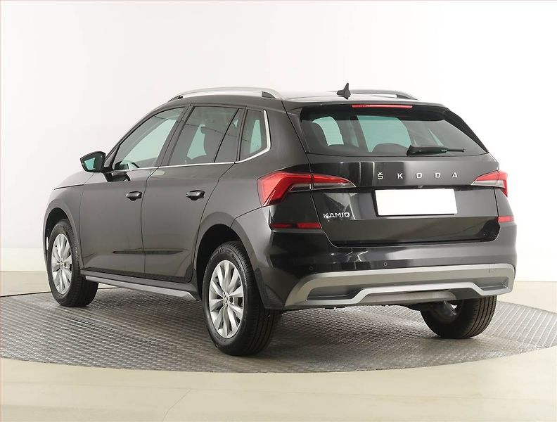 Škoda Kamiq (2021) Style 1.5 TSI - fotka 4 z 26