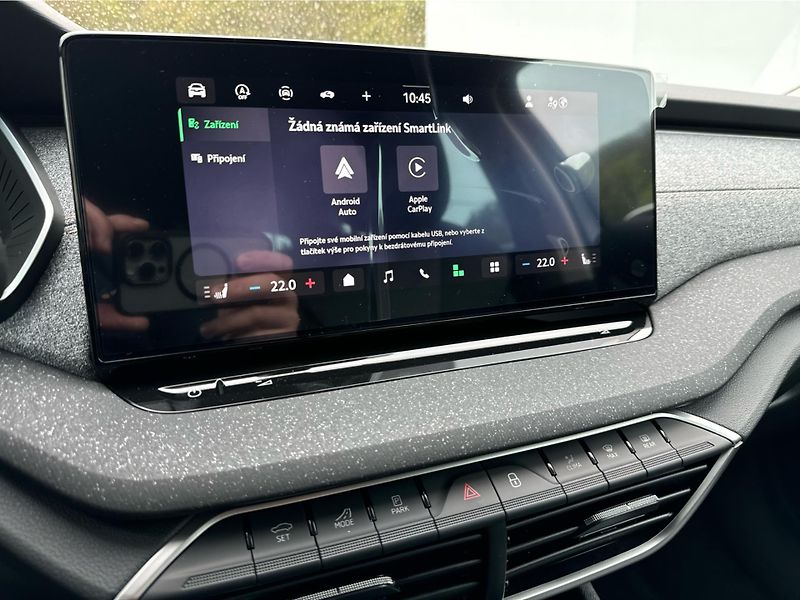 Škoda Octavia Combi Top Selection 2,0 TDI 11 - fotka 24 z 26