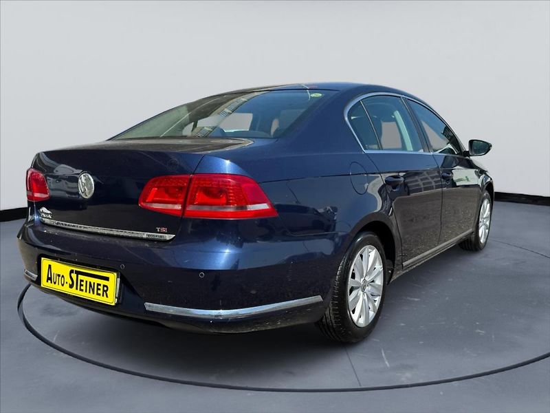 Volkswagen Passat 1,4 CNG, DPH, Kamery - fotka 9 z 20