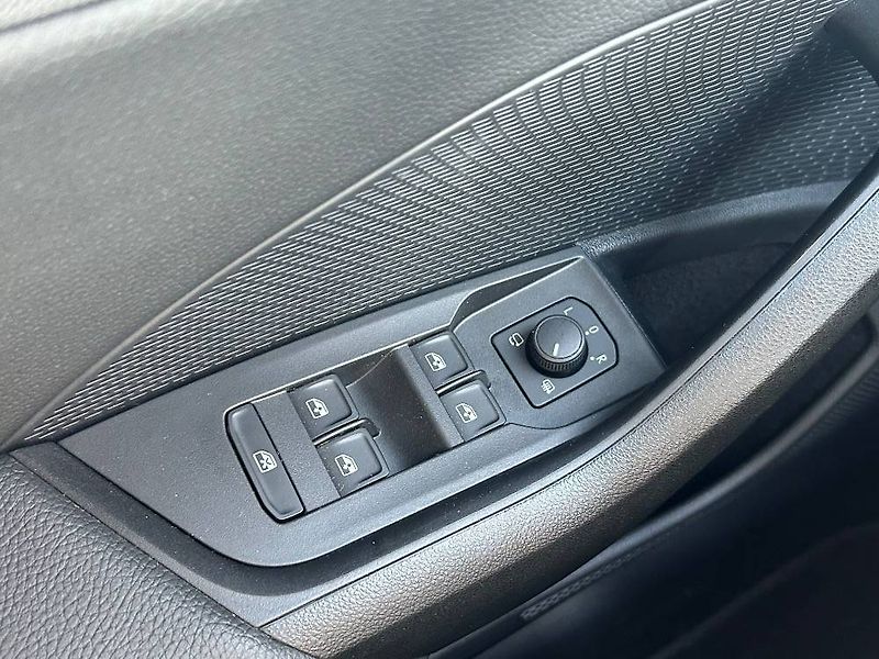 Škoda Octavia Selection 6M 1,5 TSI - fotka 21 z 25