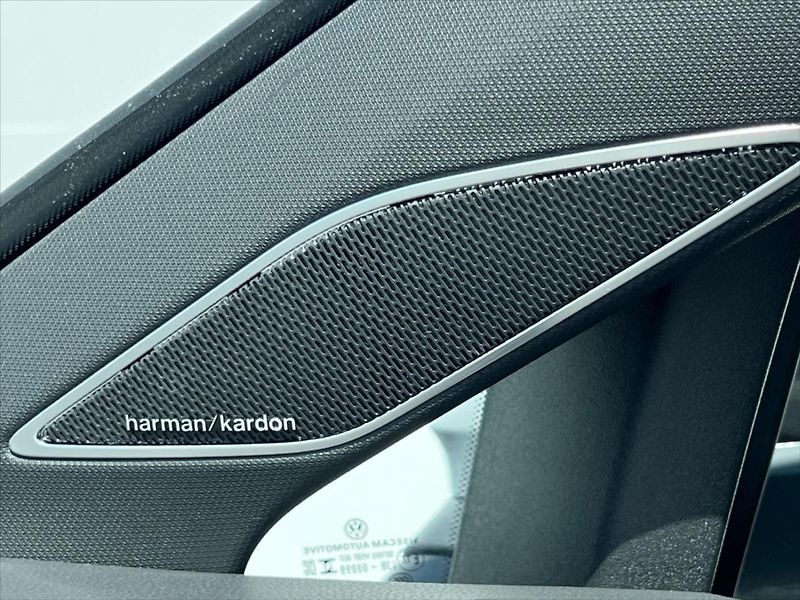 Volkswagen Golf 2,0 TSi 180kW 7DSG  8 GTi - fotka 24 z 28